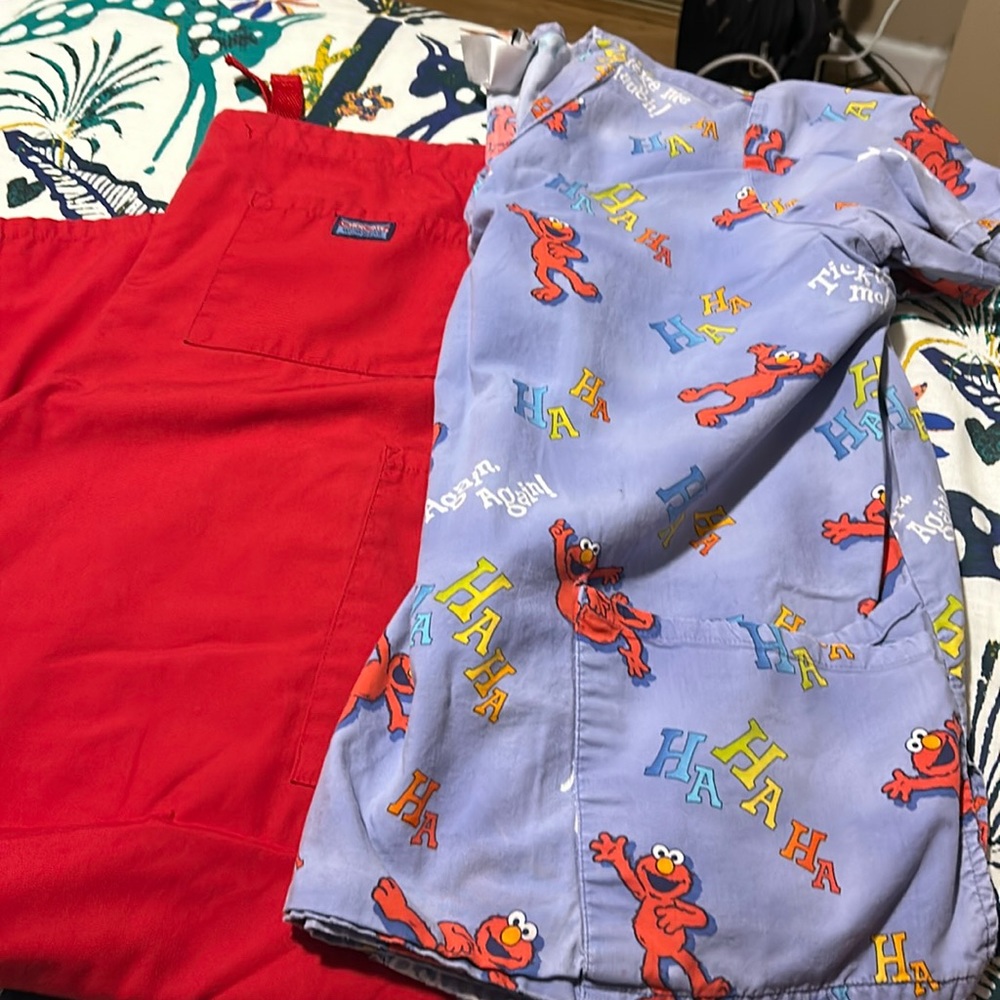 Elmo scrub top and pants